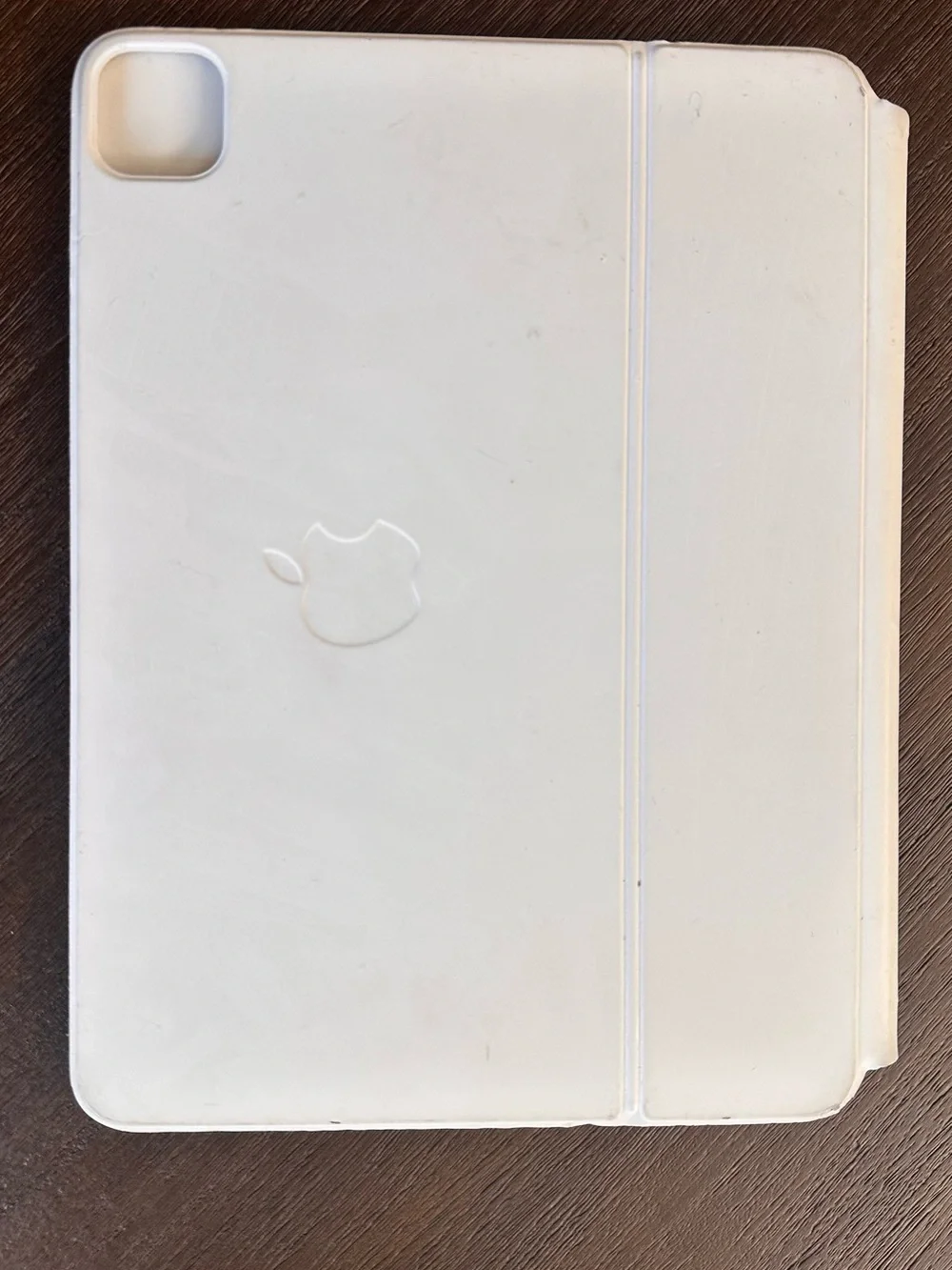 Apple White Keyboard Case iPad pro 11 and iPad Air 4th, 5th,11generation